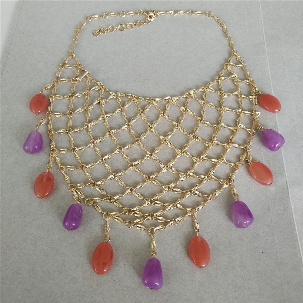 Trend Golden Metal Grid Large  – Indian Ethnic Fashion Trends 2025 Bewertung und Preis