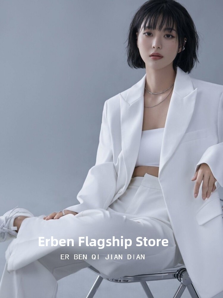 White Suit Theme Fashion Magaz – Ethnic Fashion Magazine Bewertung und Preis