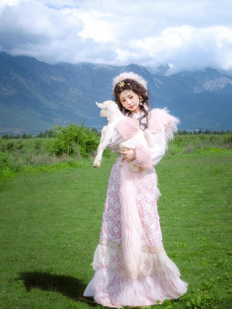 Yunnan Tibetan Costume Lijiang – Ethnic Fashion Shoot Bewertung und Preis