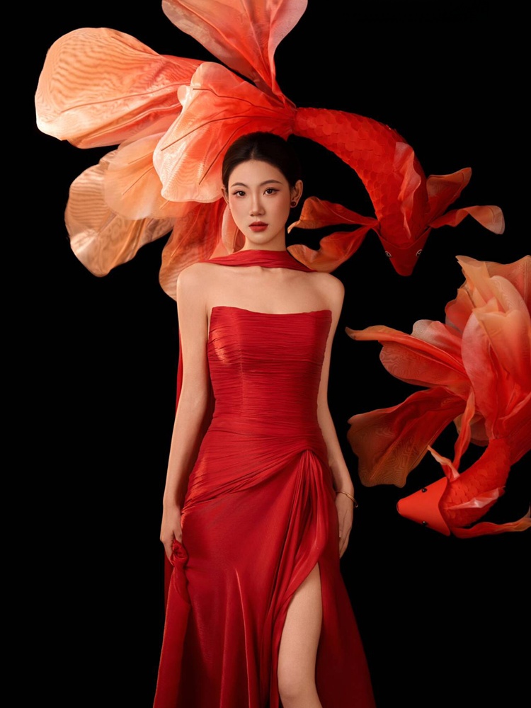 2026 New Year Red Lucky Carp C – Ethnic Fashion Shoot Bewertung und Preis