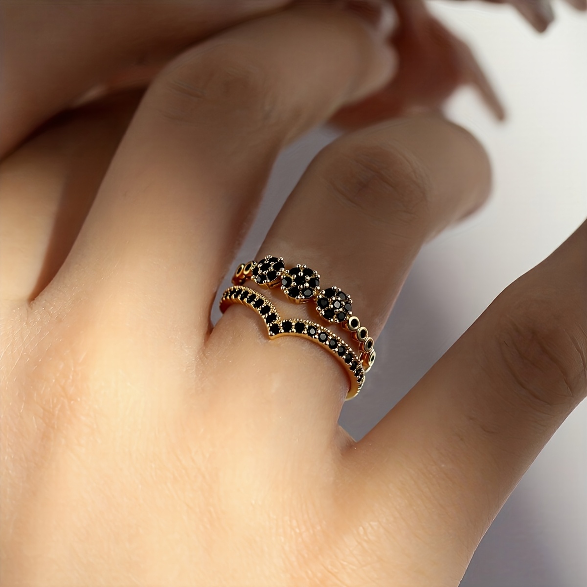 Luxury blue royal style ring,  – Ethnic Wear Fashion Designer Bewertung und Preis